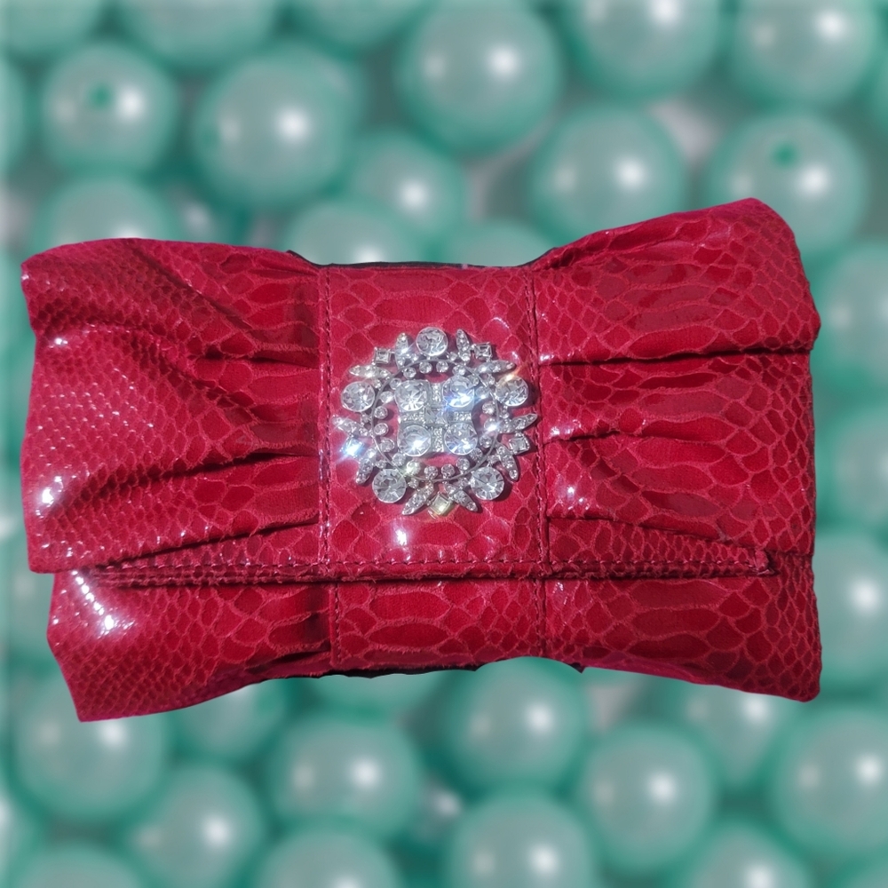 IMAN Global Chic Ruby Red Snake Skin Clutch - Picture 1 of 7